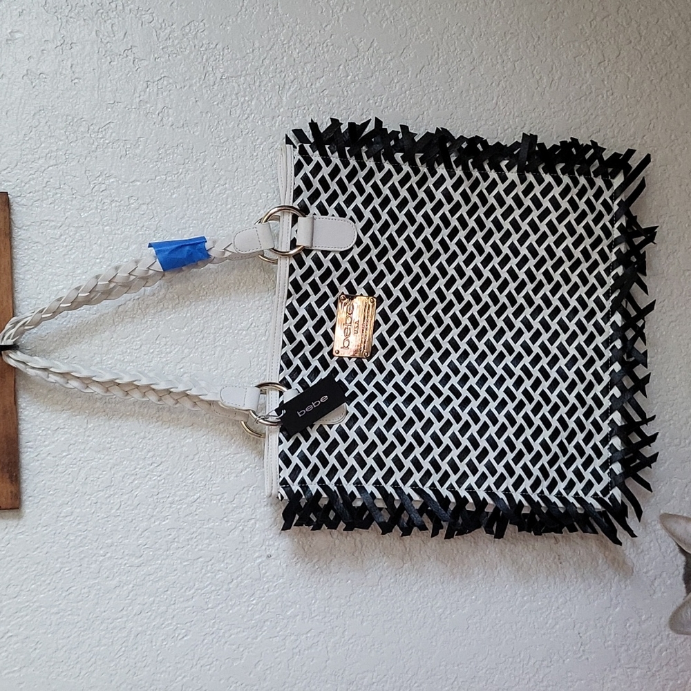 Purse - Picture 1 of 5